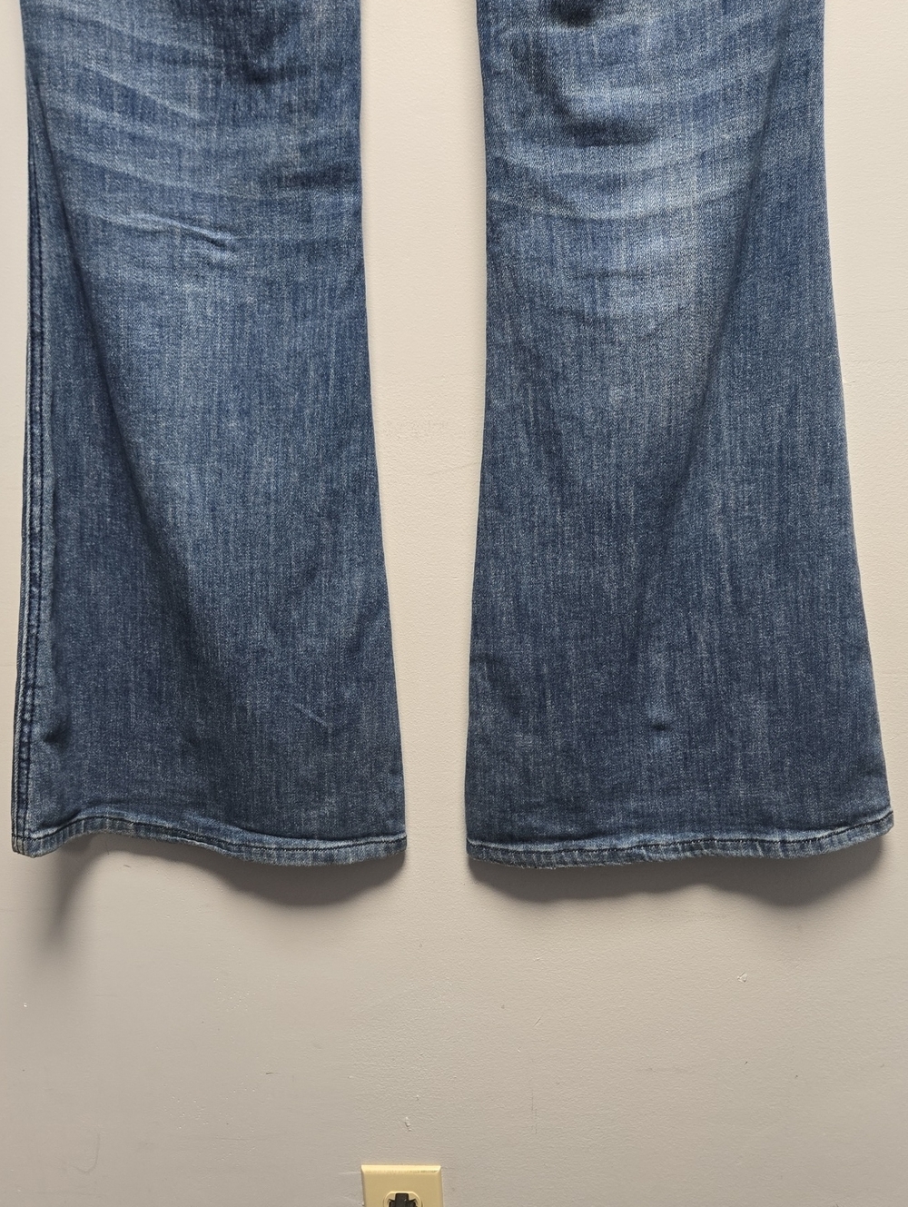 Anthropologie Pilcro and the Letterpress Ultra High-Rise Flare Jeans Size 27 - Picture 5 of 13